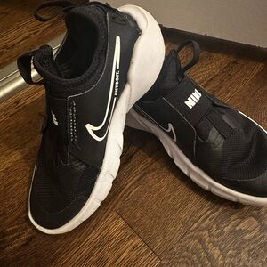 Nike Black and White Athletic Shoes